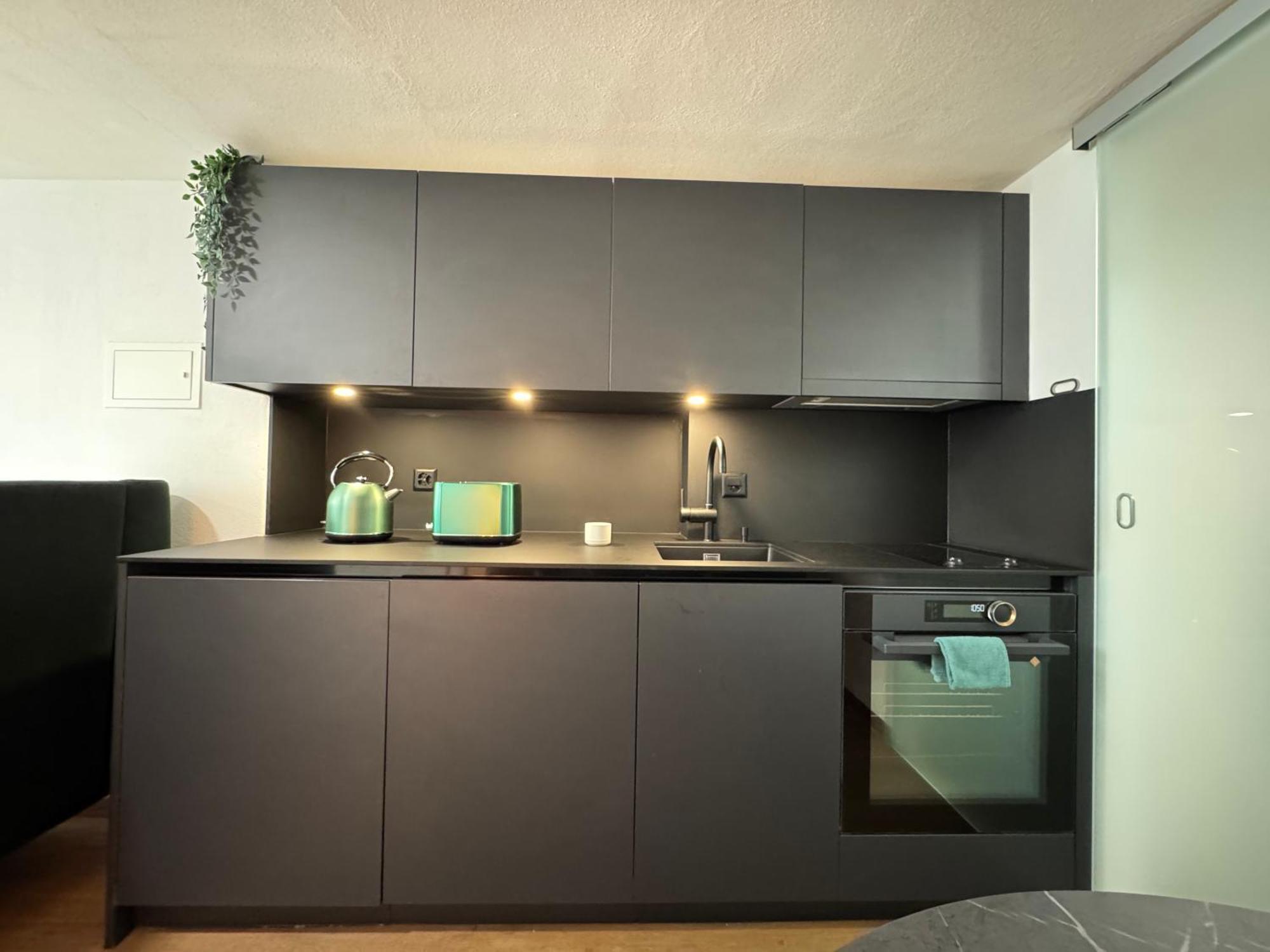 Appartement Au Rez-De-Chaussee En Vieille Ville De 波朗特吕 外观 照片